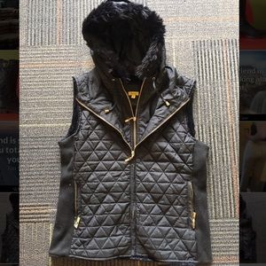 Women’s Quilted Faux Fur Vest